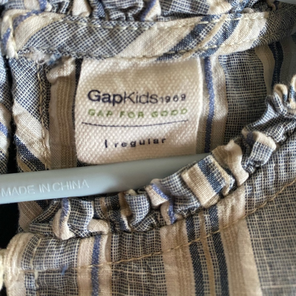 Girls Gap Kids Bell Sleeve Blouse - Picture 5 of 6